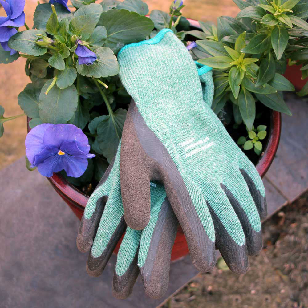 Mastergrip Pro Gloves Green | Ultimate Grip & Durability