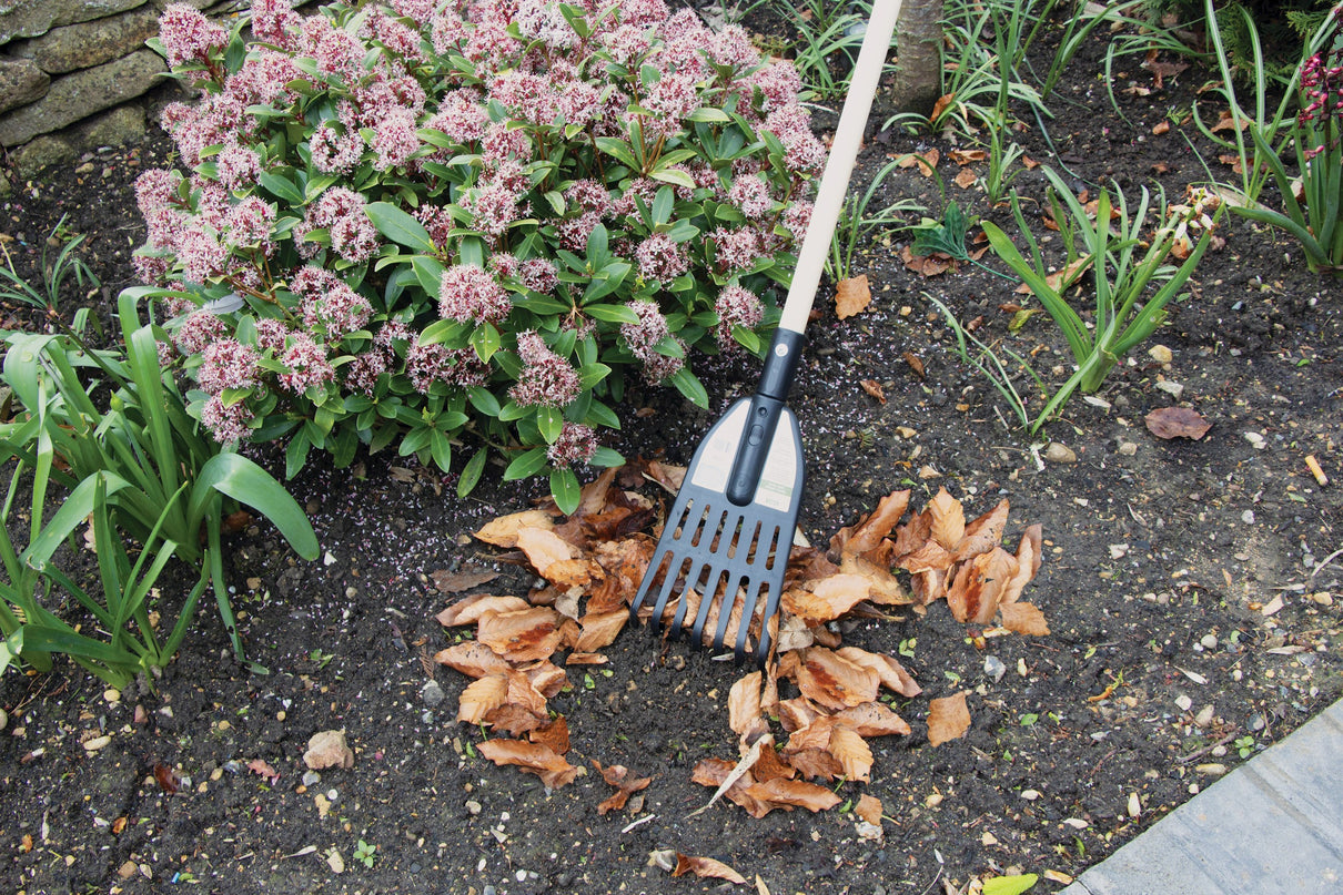 Small Sweep Eco-Rake Black
